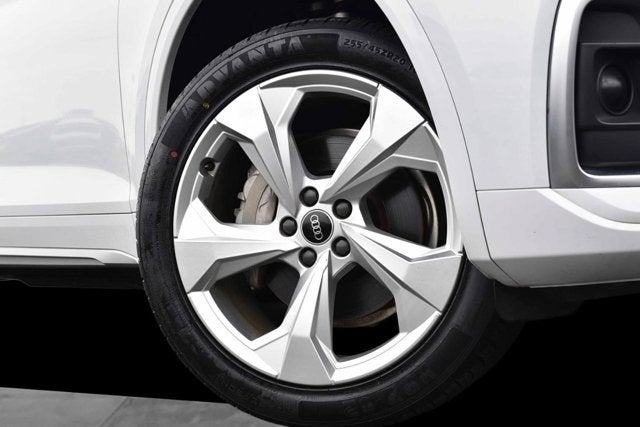 2022 Audi Q5 S line Premium Plus