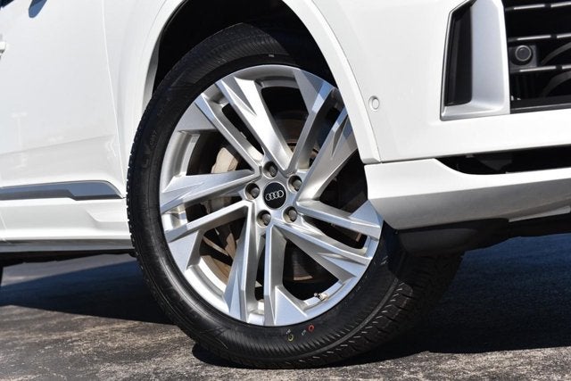 2022 Audi Q7 Premium Plus