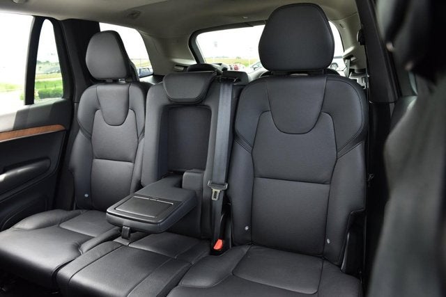 2025 Volvo XC90 Plus