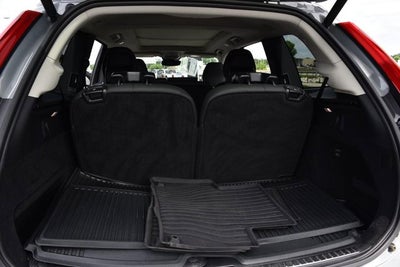 2025 Volvo XC90 Plus