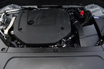 2025 Volvo XC90 Plus
