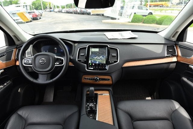2025 Volvo XC90 Plus