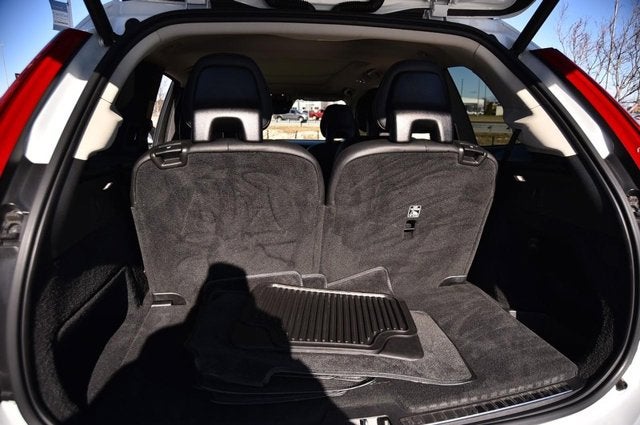 2021 Volvo XC90 Momentum