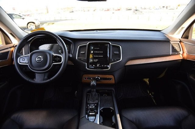2021 Volvo XC90 Momentum