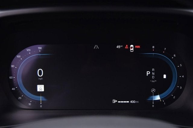 2023 Volvo XC40 Core