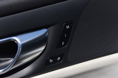 2025 Volvo V60 Cross Country Plus