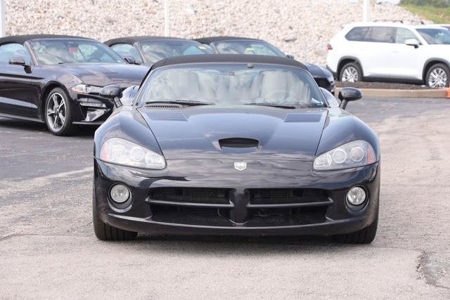 2005 Dodge Viper SRT10