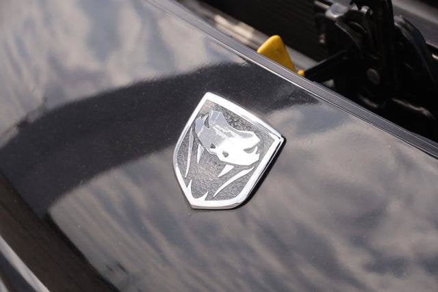 2005 Dodge Viper SRT10