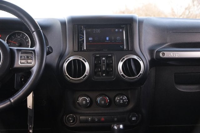 2018 Jeep Wrangler JK Unlimited Sahara