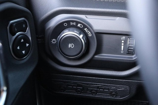 2025 Jeep Wrangler Rubicon X