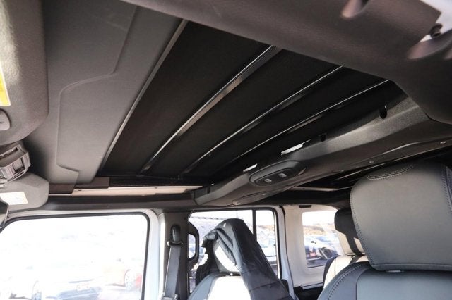 2025 Jeep Wrangler Rubicon X