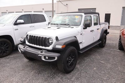 2024 Jeep Gladiator Sport