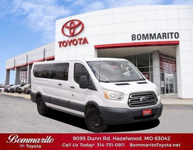 2016 Ford Transit Wagon XLT