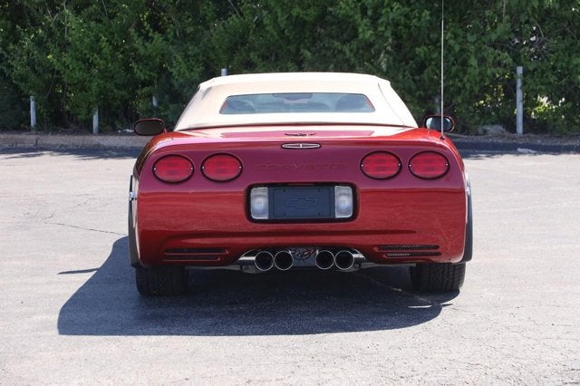 2004 Chevrolet Corvette 2dr Convertible