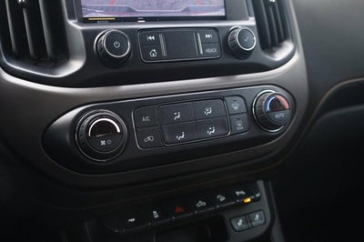 2022 GMC Canyon 4WD AT4 w/Leather