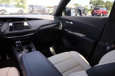 2023 Cadillac XT4 FWD Sport