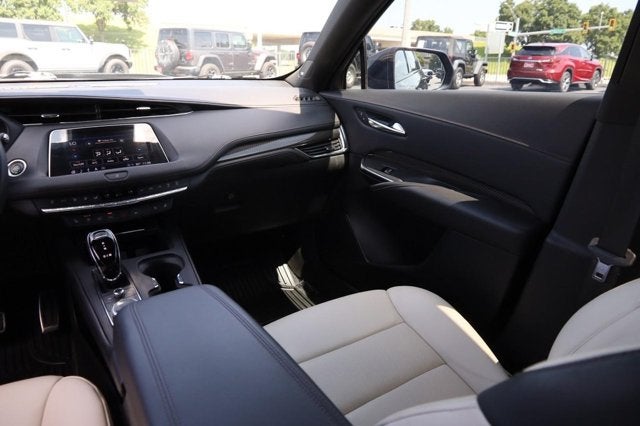2023 Cadillac XT4 FWD Sport