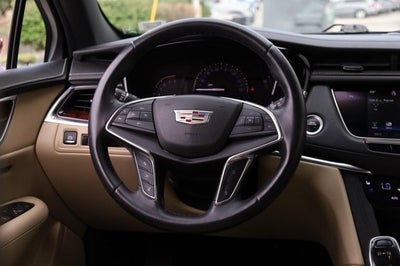 2017 Cadillac XT5 Premium Luxury FWD