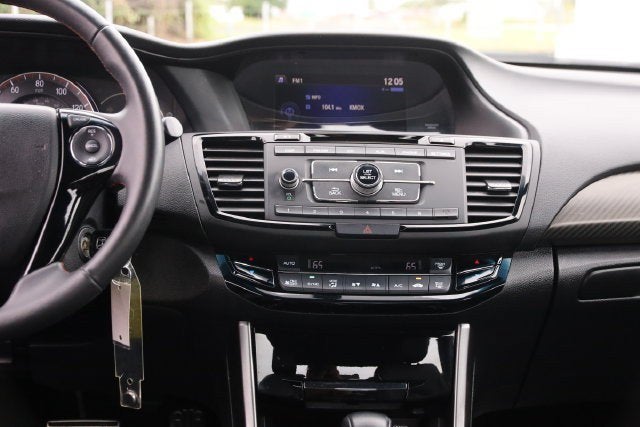 2017 Honda Accord Sedan Sport SE