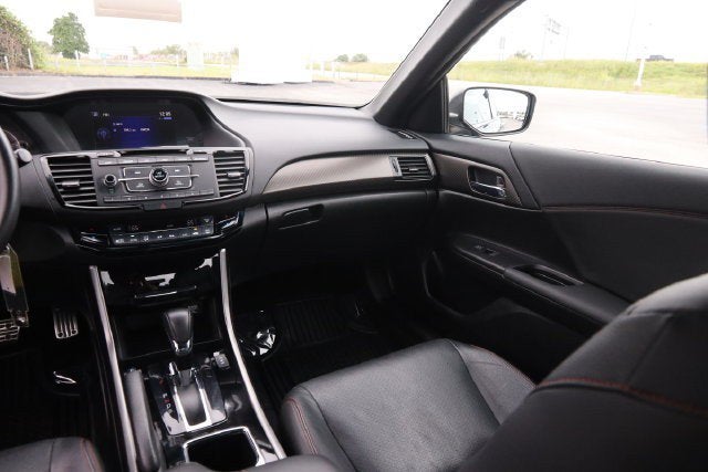 2017 Honda Accord Sedan Sport SE