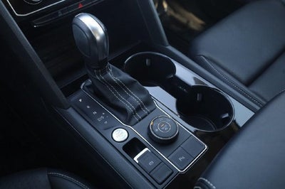 2022 Volkswagen Atlas 3.6L V6 SEL R-Line