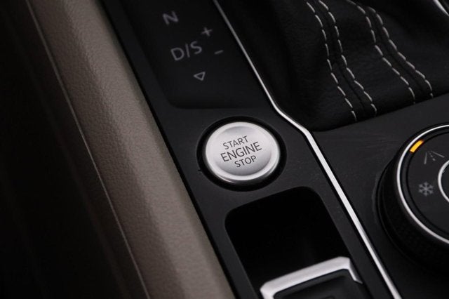 2022 Volkswagen Atlas 2.0T SE w/Technology