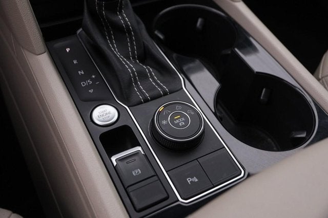 2022 Volkswagen Atlas 2.0T SE w/Technology