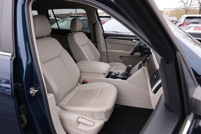 2022 Volkswagen Atlas 2.0T SE w/Technology