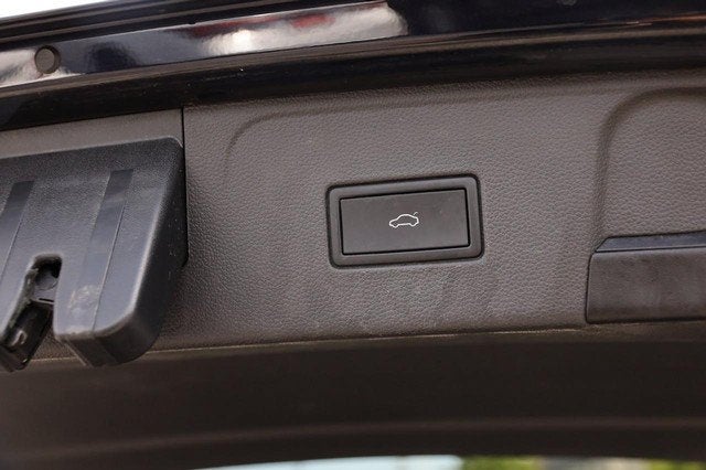 2021 Volkswagen Atlas 3.6L V6 SEL Premium