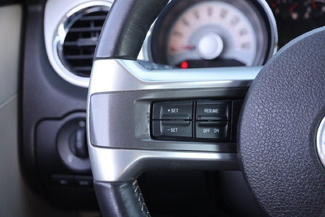 2011 Ford Mustang GT Premium