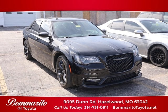 2021 Chrysler 300 Touring L