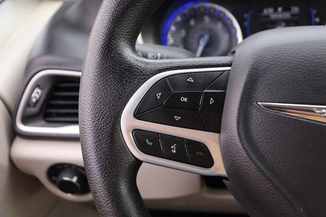 2021 Chrysler Voyager LXI