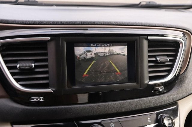 2021 Chrysler Voyager LXI