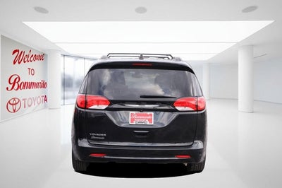 2021 Chrysler Voyager LXI