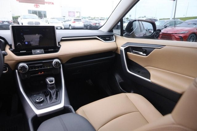 2025 Toyota RAV4 Hybrid XLE Premium