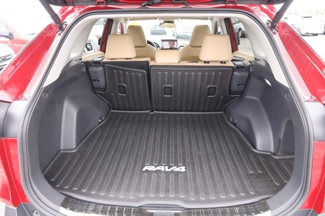 2025 Toyota RAV4 Hybrid XLE Premium