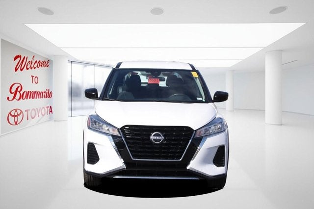 2022 Nissan Kicks S