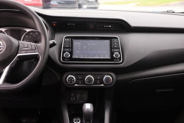 2022 Nissan Kicks S
