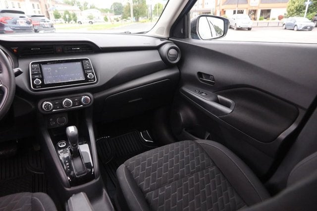 2022 Nissan Kicks S