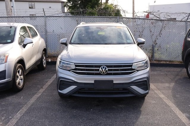 2022 Volkswagen Tiguan SE