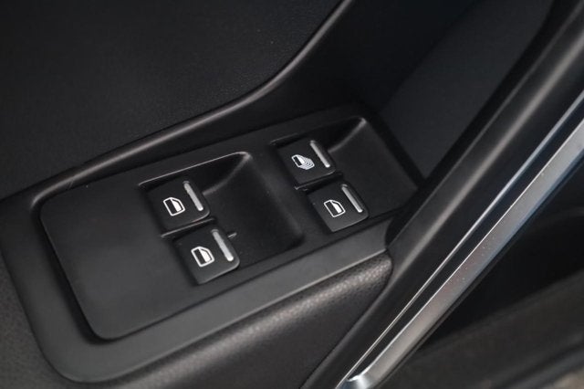 2019 Volkswagen Beetle Convertible S