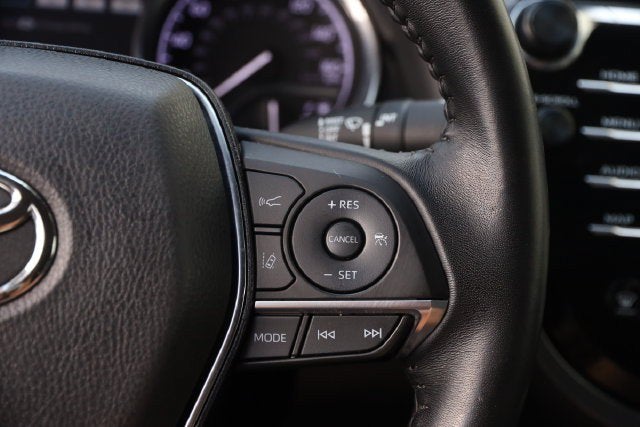 2019 Toyota Camry Hybrid XLE