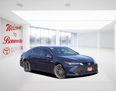 2020 Toyota Avalon Hybrid XSE