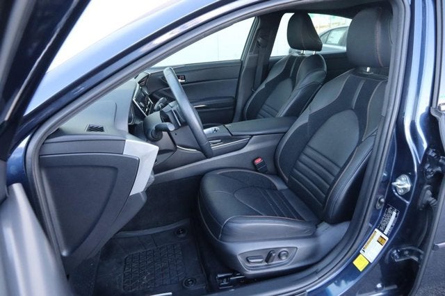 2020 Toyota Avalon Hybrid XSE