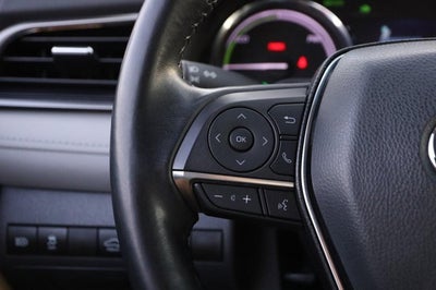 2020 Toyota Camry Hybrid XLE