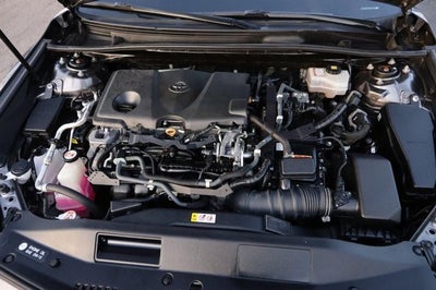 2020 Toyota Camry Hybrid XLE
