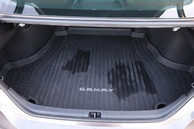 2020 Toyota Camry Hybrid XLE