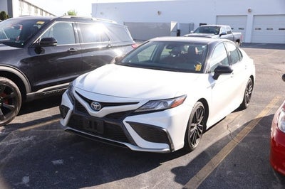 2021 Toyota Camry Hybrid XSE