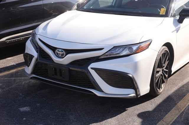 2021 Toyota Camry Hybrid XSE