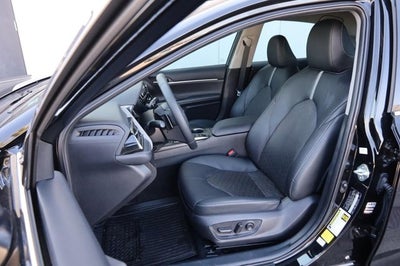 2022 Toyota Camry XSE